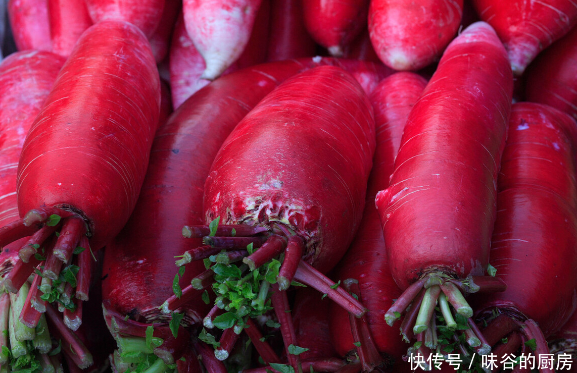 同是萝卜,白皮、红皮、青皮有什么不同?区别很大,弄明白再买