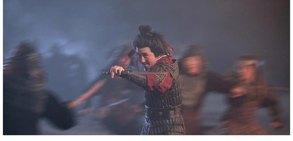 《追光吧!》:刘也酷帅,尼坤打戏出彩,《除夕之夜》让人破防!