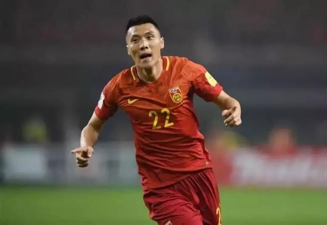 王燊超|李铁爱将终于为自己正名!从开赛就一直被喷,如今成绝杀越南功臣
