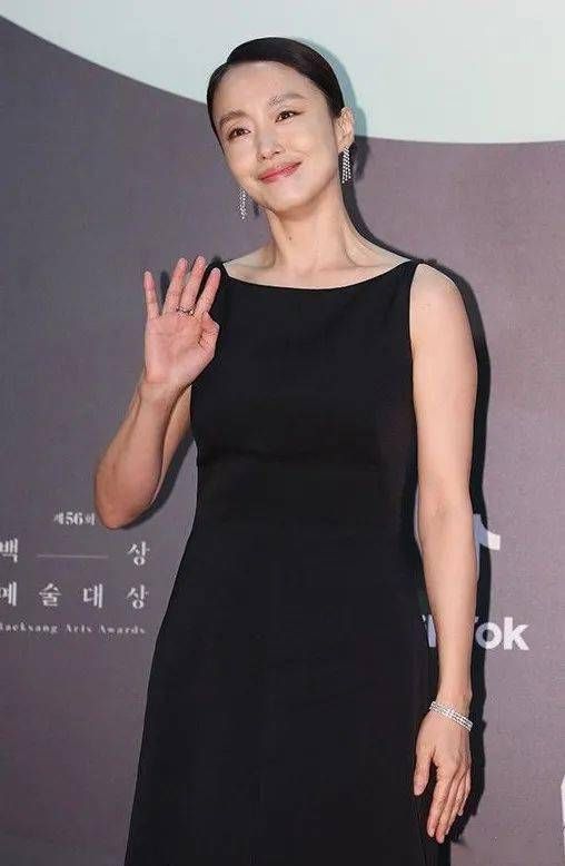 好奇年下男是谁 全度妍将出演电视剧 人间失格 女主角 快资讯