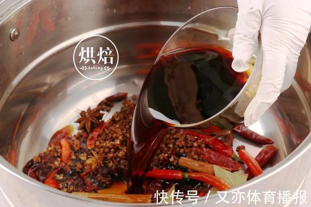 鸭脖|在家自制周黑鸭 干净卫生又省钱 吃着过瘾 甩外卖几条街