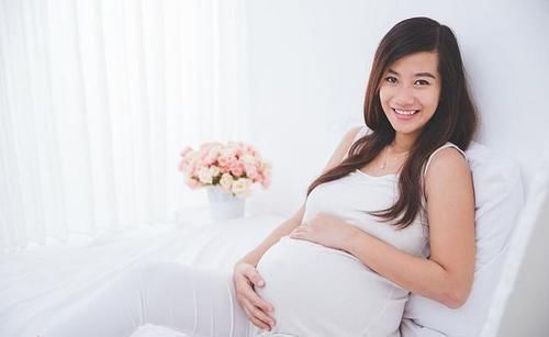 胎儿|胎儿在妈妈肚子里有“两怕”，孕早中晚期各不同，孕妈要分别注意