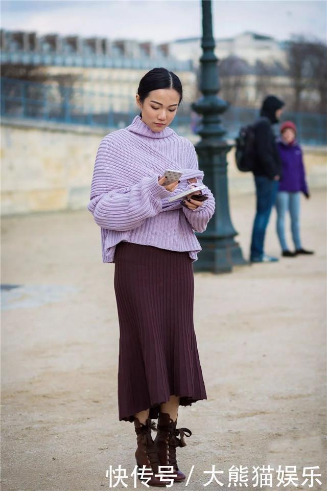 搭配|换季别着急，有一件“毛衣”就搞定了，这些早秋搭配，温柔又洋气