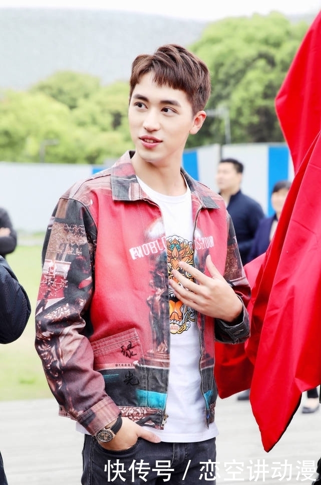 秘密花园|乔欣龚俊路透刚曝光,就被曝她与许魏洲要二搭,还要上恋爱综艺?