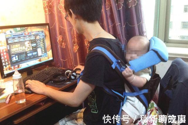 爸爸们|又有一位爸爸带娃火了,做饭带娃两不误,网友:别给孩子当菜炒了