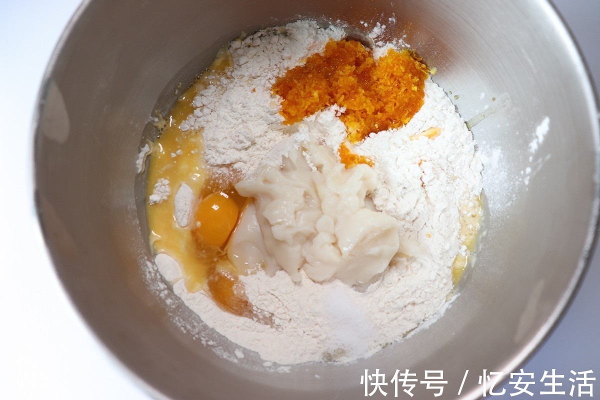 橙汁|烘焙新手也能制作的香橙奶酪包,清甜不腻,家人都爱吃