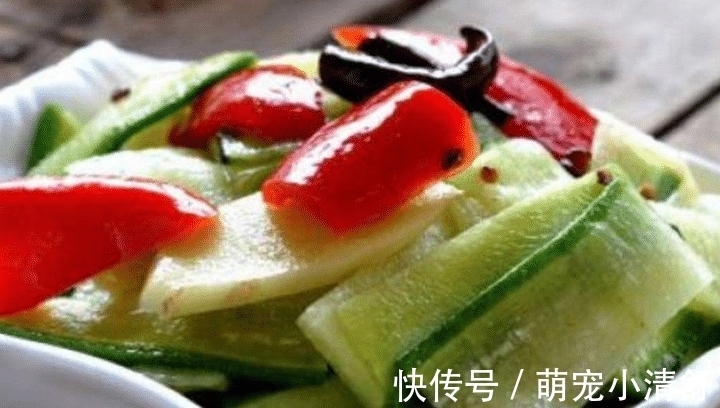 萝卜|秋天家人迷上此菜,一次买5斤腌起来,清脆爽口,随吃随取特省事