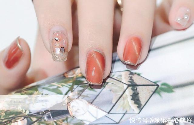 美酱|高级又干净的猫眼石美甲,在逃公主专属美甲,集美们快来选图啦!