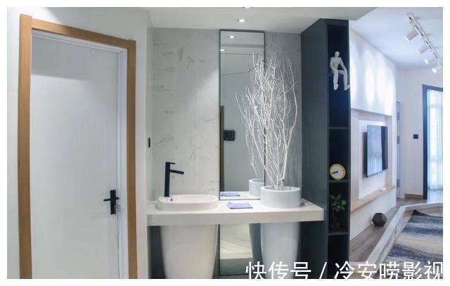 几何|75平小户型也可以很独特,几何吊顶充满创意,让大户型都羡慕不已