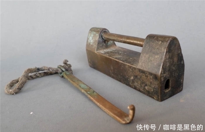  回老家|农村此些不起眼的老物件，有些现在价值十来万，回老家翻翻