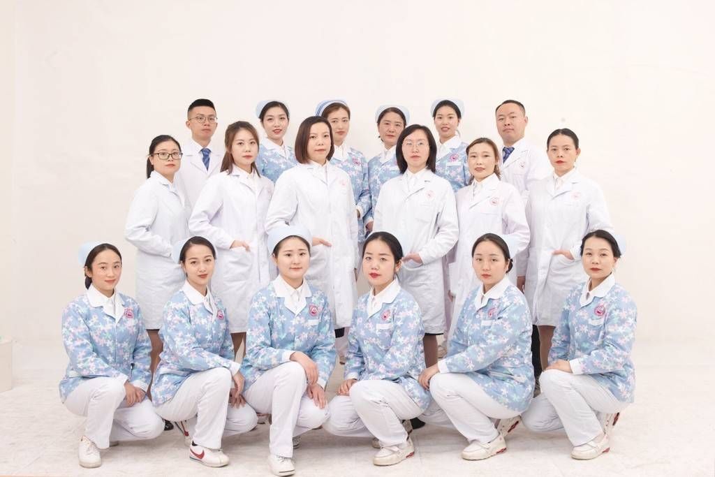 髋关节|守护小生命的“霞妈妈”:“给每一个孩子最好的开始”