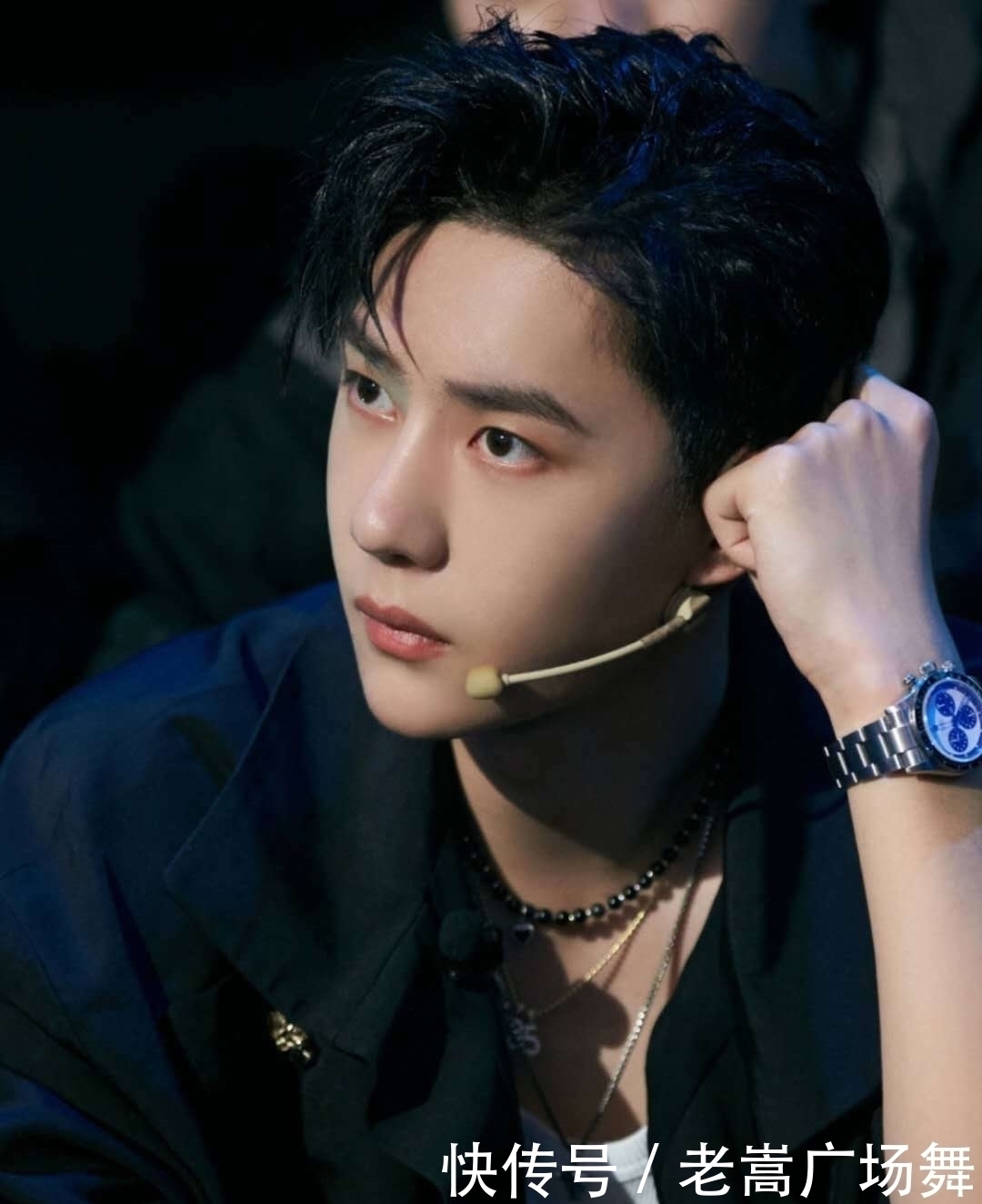 肖戰|巔峰對決蔡徐坤王一博誰才是內娛真頂流肖戰不算在內