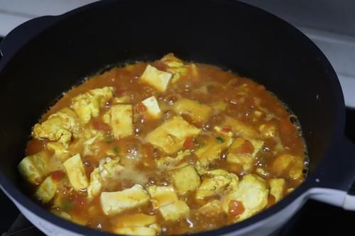 肉饼汤|西红柿和豆腐一起做，原来这么好吃，营养丰富又解馋，简单易学