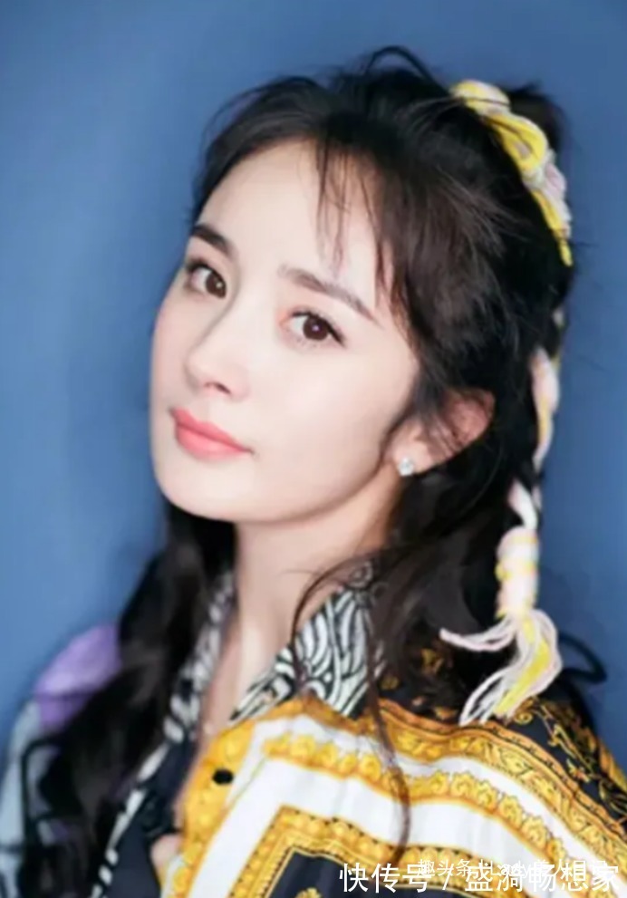 脸蛋 所谓的高级发型都很显老!大明星还有脸蛋撑着,你整上就丑哭了