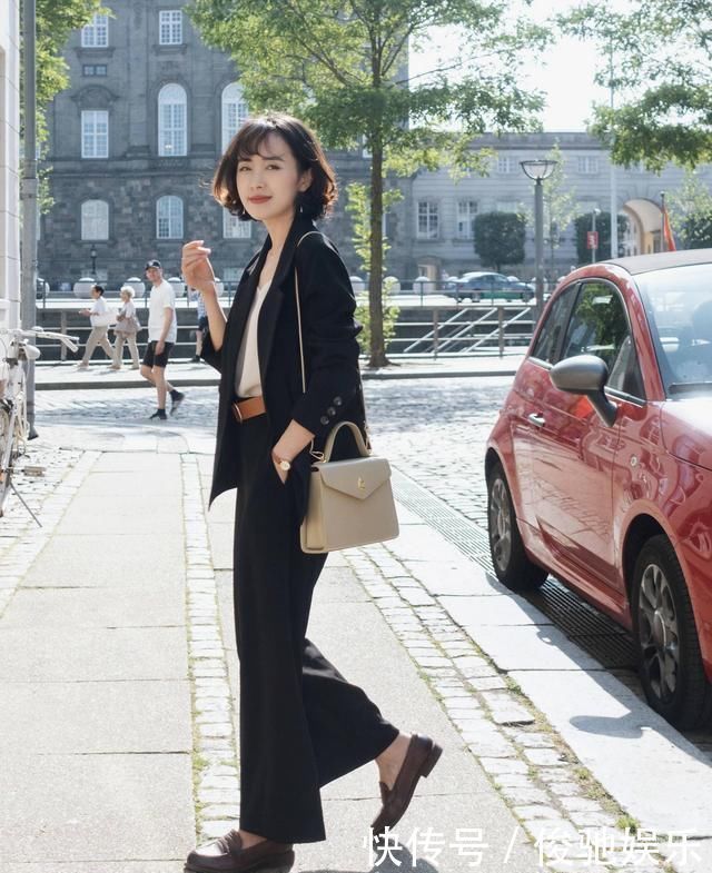 春季优雅的“知性风”显瘦穿搭，衬衣+高腰裤，打造你的专属美