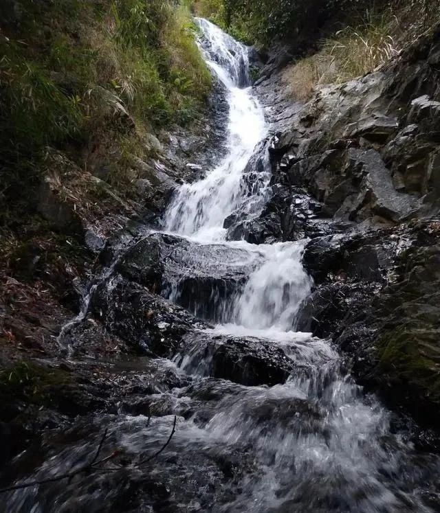 玉林|约起！玉林新增一国家AAA级景区，地址在……