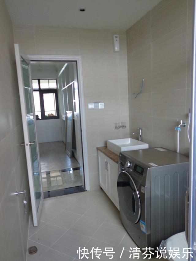 背景墙|老公把卧室装修得像皇宫似的，闺蜜都笑我是个有钱女人