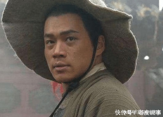 108将中有一个朝廷奸细,名字就出卖了他,施耐庵用心良苦!