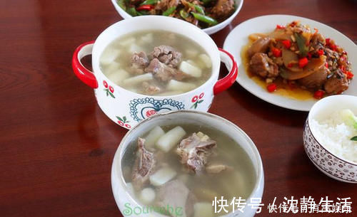 我家的晚餐,三菜一汤不足一小时就做好,网友,辣椒焖一焖