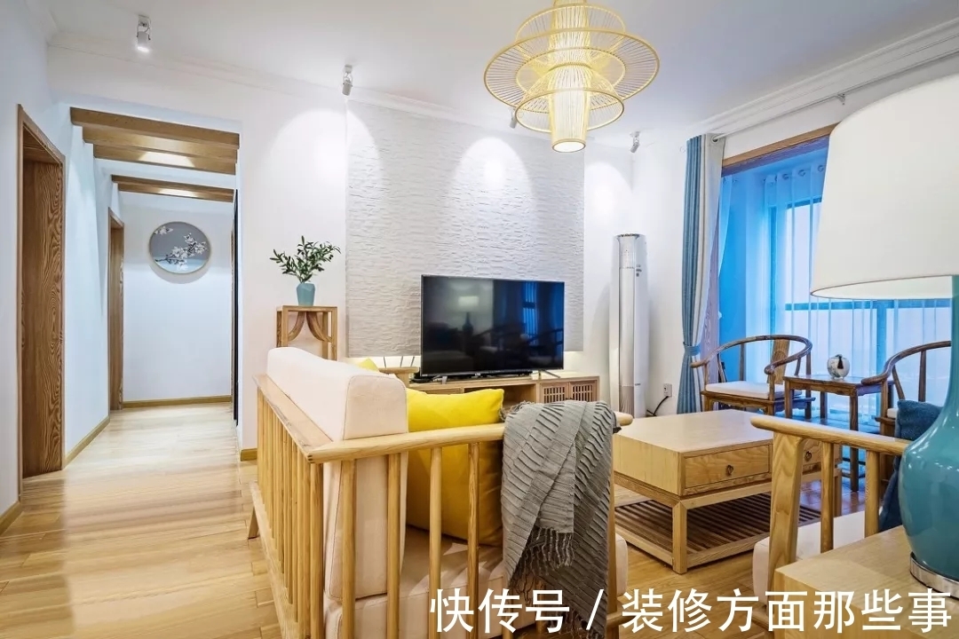 四居室|135平中式四居室,悬浮式极简的电视背景墙很时尚