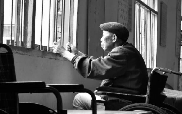 存款|父母存款应该留给孩子,还是留着养老?聪明人会这样做,值得学习