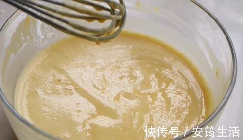 柔软|天热女儿最馋这早餐,手不粘面10分钟出锅,金黄柔软,上桌必光盘