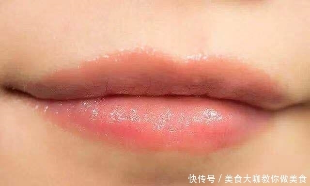 妆效|口红涂错还不如不涂！知道吗，这三种才是涂口红的正确手法