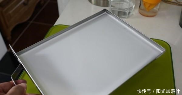 爱吃肠粉不用买,学会配方,在家也能做,爽滑细嫩比买的好吃