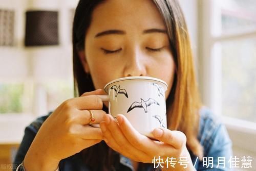 喝水|糖尿病患者多喝水可以降血糖?牢记这5个喝水原则,这样才有用