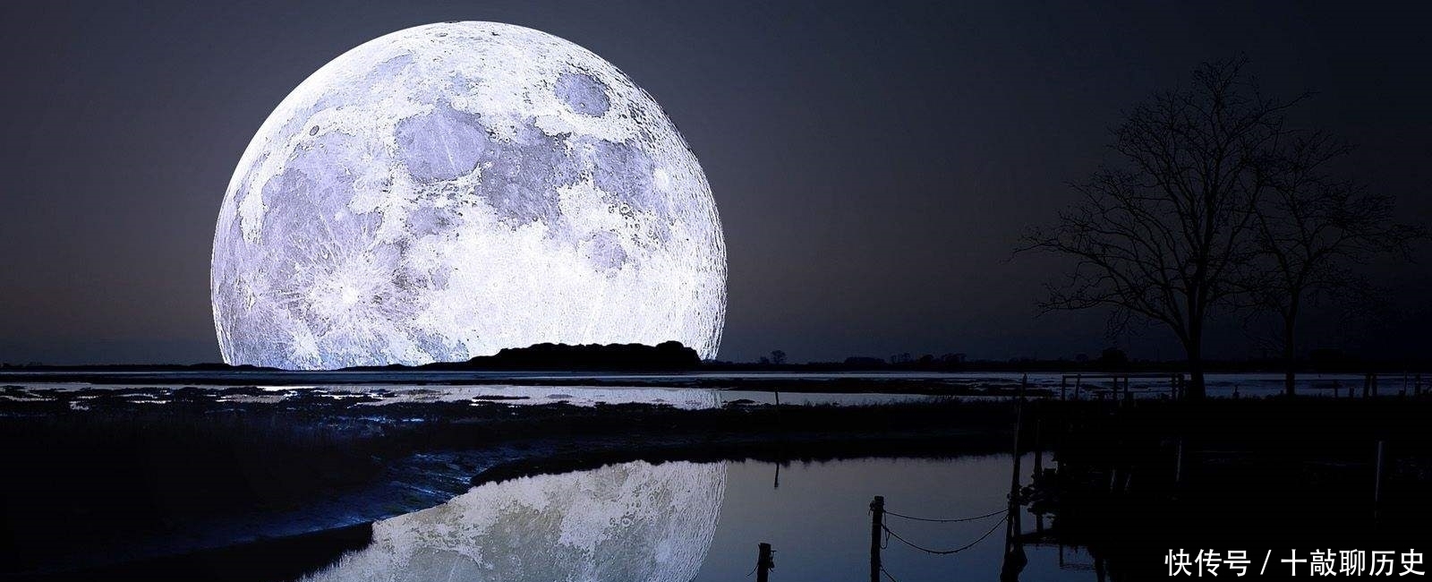 古今最大气的一首月亮诗,开篇就是千古名句,写出最唯美的相思