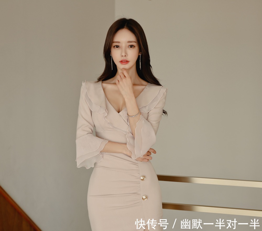 女神孙允珠：芝士冻顶乌龙淡棕斜搭复古裙