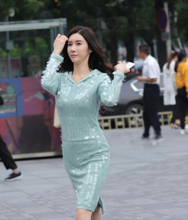 鳞片裙|最近火了鱼鳞片裙，一般人无法驾驭，慵懒时尚美到睁不开眼