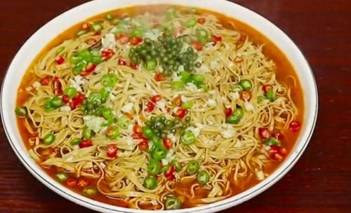 美食推荐：“水煮千张”，麻辣鲜香美味健康