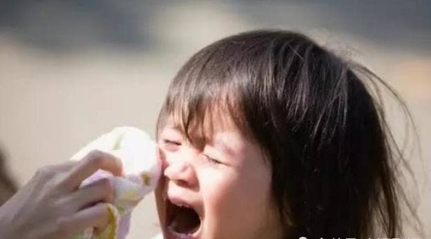 孩子|孩子总能看到大人看不到的东西?父母别自己吓自己,有这4个原因