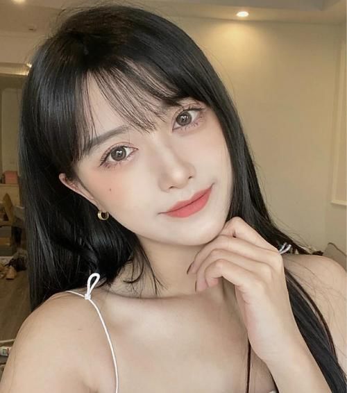 这几款适合学生党的口红，超适合学生党，小黑钻显白，稚优泉高级