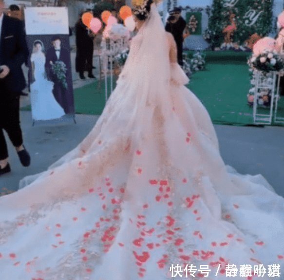 抖音“最洋气新娘”火了,穿“无痕暗纹婚纱”网友羡慕新郎
