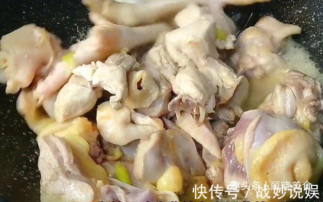 鸡肉|炖鸡汤,切记“三放”“三不放”的小窍门,汤鲜味美,好喝无腥味