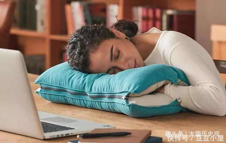 身体|人睡三觉,命比纸薄古人总结的俗语,说的是哪三种睡觉方式