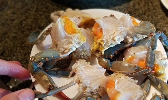 以后海鲜就这样吃,不油炸不清蒸,香气四溢,上桌连汤汁都不剩!
