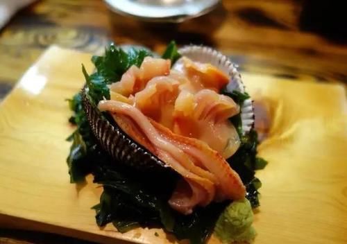 每次吃白灼血蚶，用的是新鲜捕获的血蚶