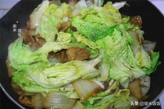 入冬之后,它是我家最常吃的一道菜,3种食材一锅炖,简单好吃