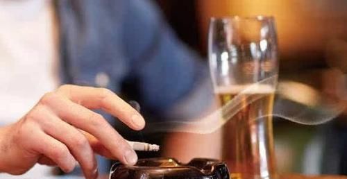 肠癌有“3喜”,常食3物,需饮2水,多动1处,肠道只会越来越好