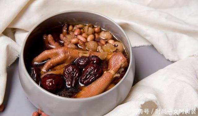 产后气血不足怎么办,这就来说说产后补气血的食物,平时要多吃