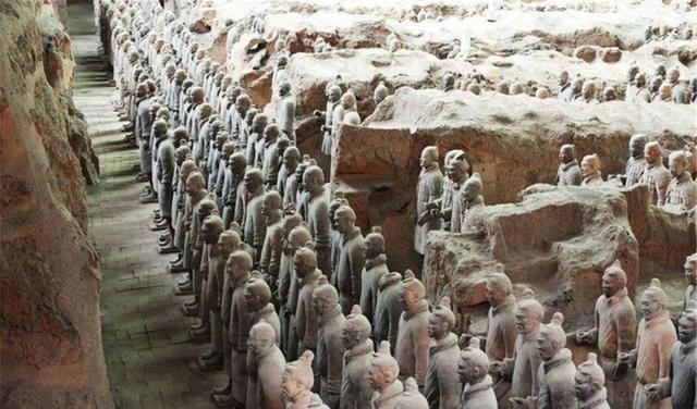 为什么兵马俑中间的土堆不能挖，里面有什么宝贝