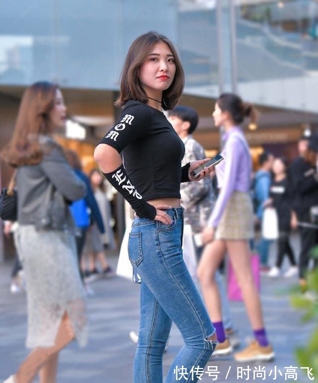 衬衫|打底裤的穿着风情万种,演绎又帅又美气息,带来唯美气质