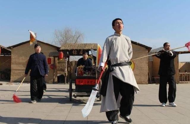 资本主义萌|大型“安保公司”镖局,由商品经济孕育,却被混乱治安养大成人