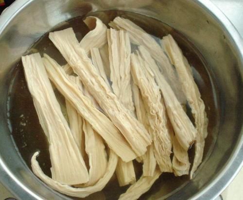 6月了，这菜比鱼肉还香，隔天吃一盘，补钙质，加强免疫力，肠道通畅