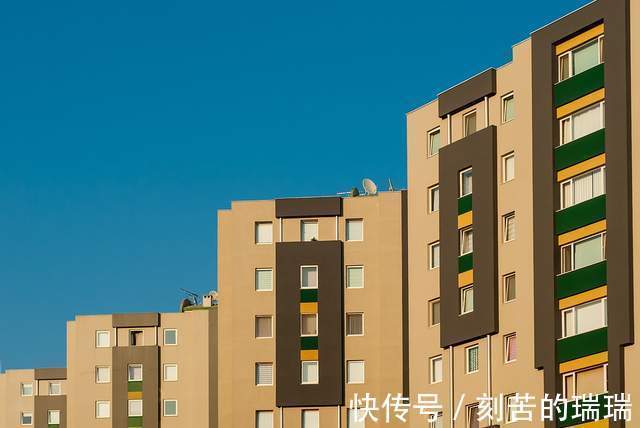 贷款|成都提取住房公积金新感受以前跑断腿,现在一秒办!