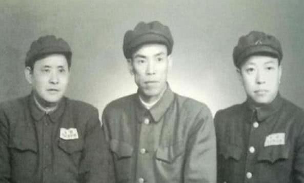 叔侄|1955年授衔时,有三人是爷叔侄关系,都被授予什么军衔?