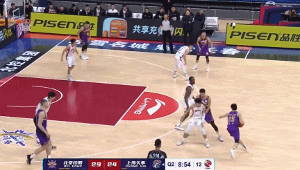 图说|CBA“莱”对了！大鲨鱼外援冯莱：“大手怪”终于能大展身手了
